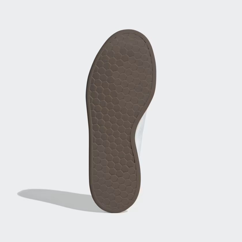 adidas men Advantage Shoes