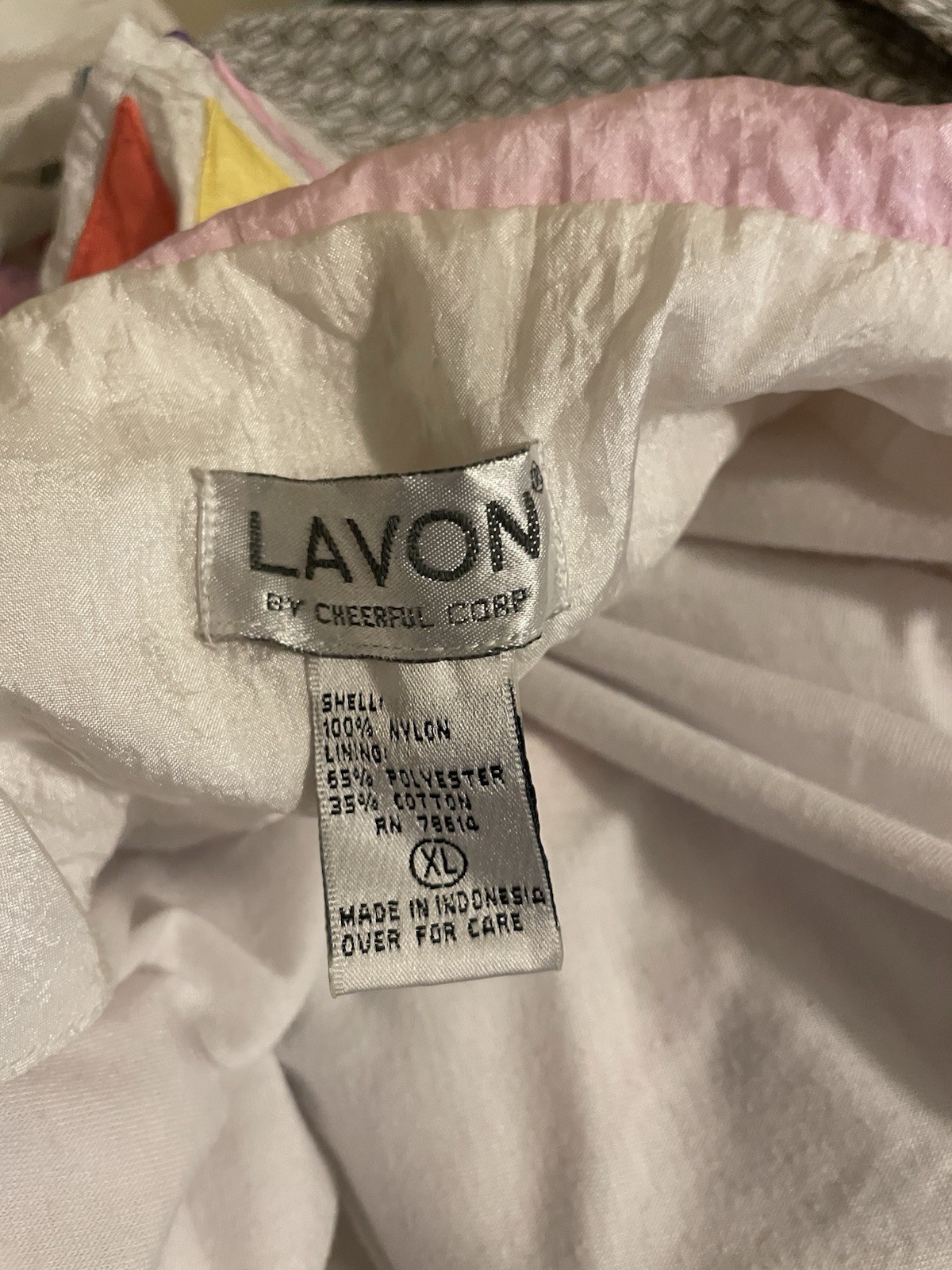 VTG Lavon by Cheerful Corp White with Multi-Color Design Windbreaker, Size XL