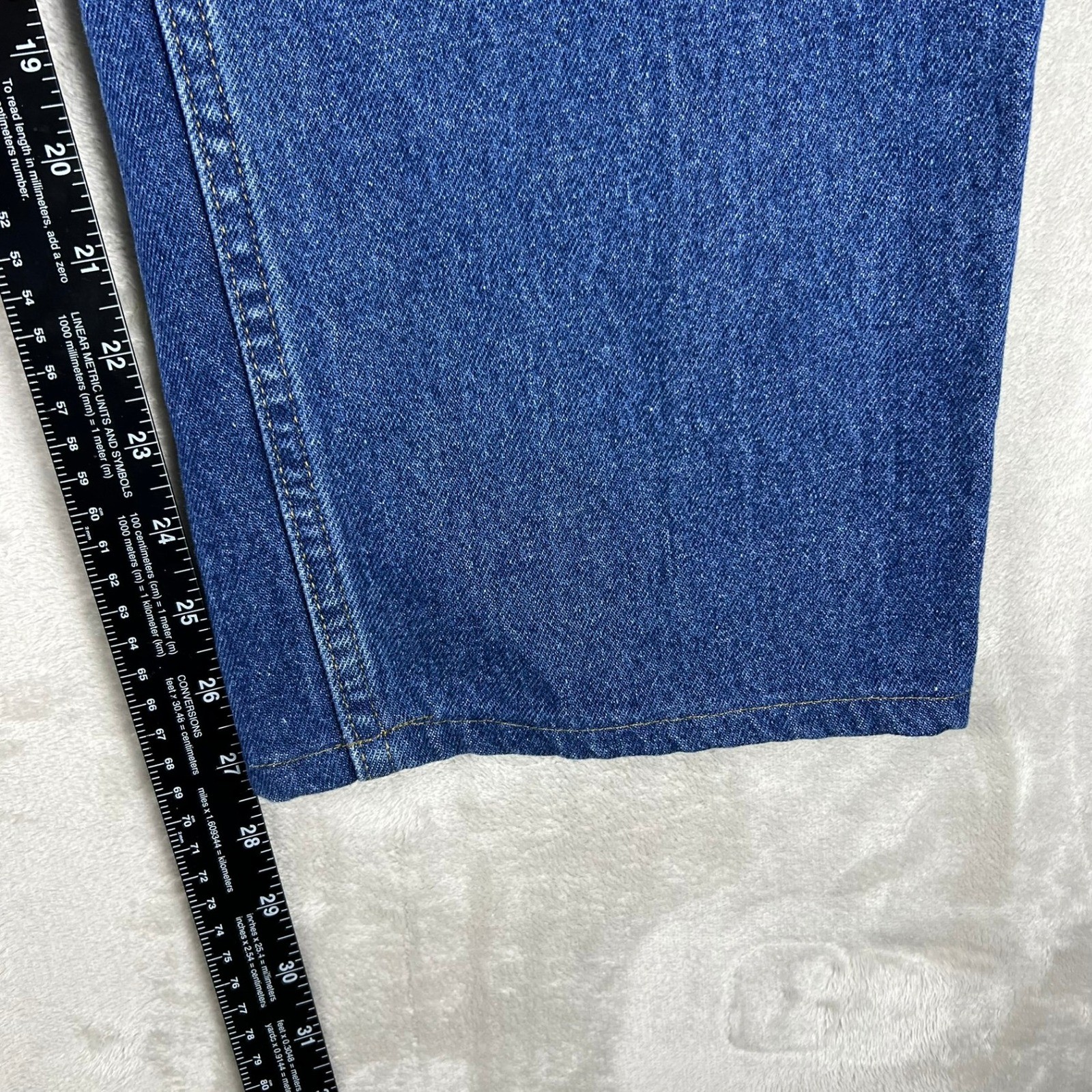 LL Bean Natural Fit Jeans Mens 38×27 Blue Denim Relaxed Straight Leg OK121