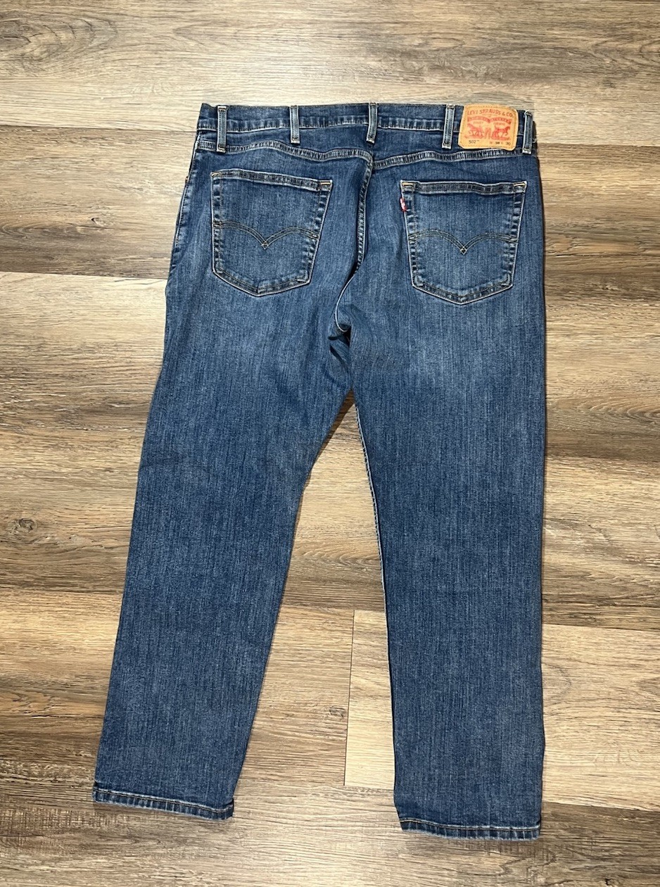 Levi’s 502 Vintage Men’s Blue Medium Wash Tapered Mid Rise 5-Pocket Denim Jeans