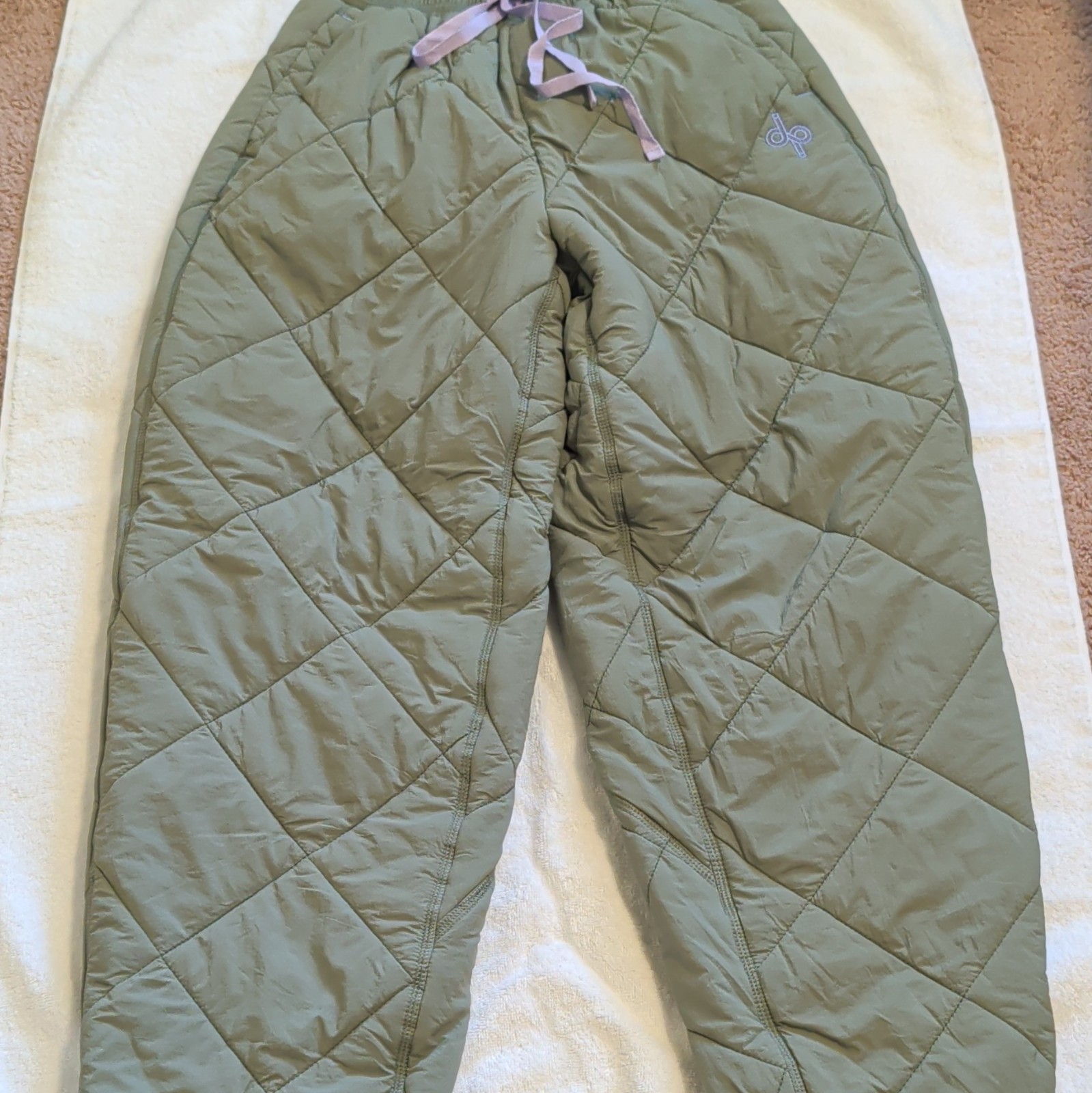 Daily Practice Women’s Green Quilted Bomber Jogger Pants