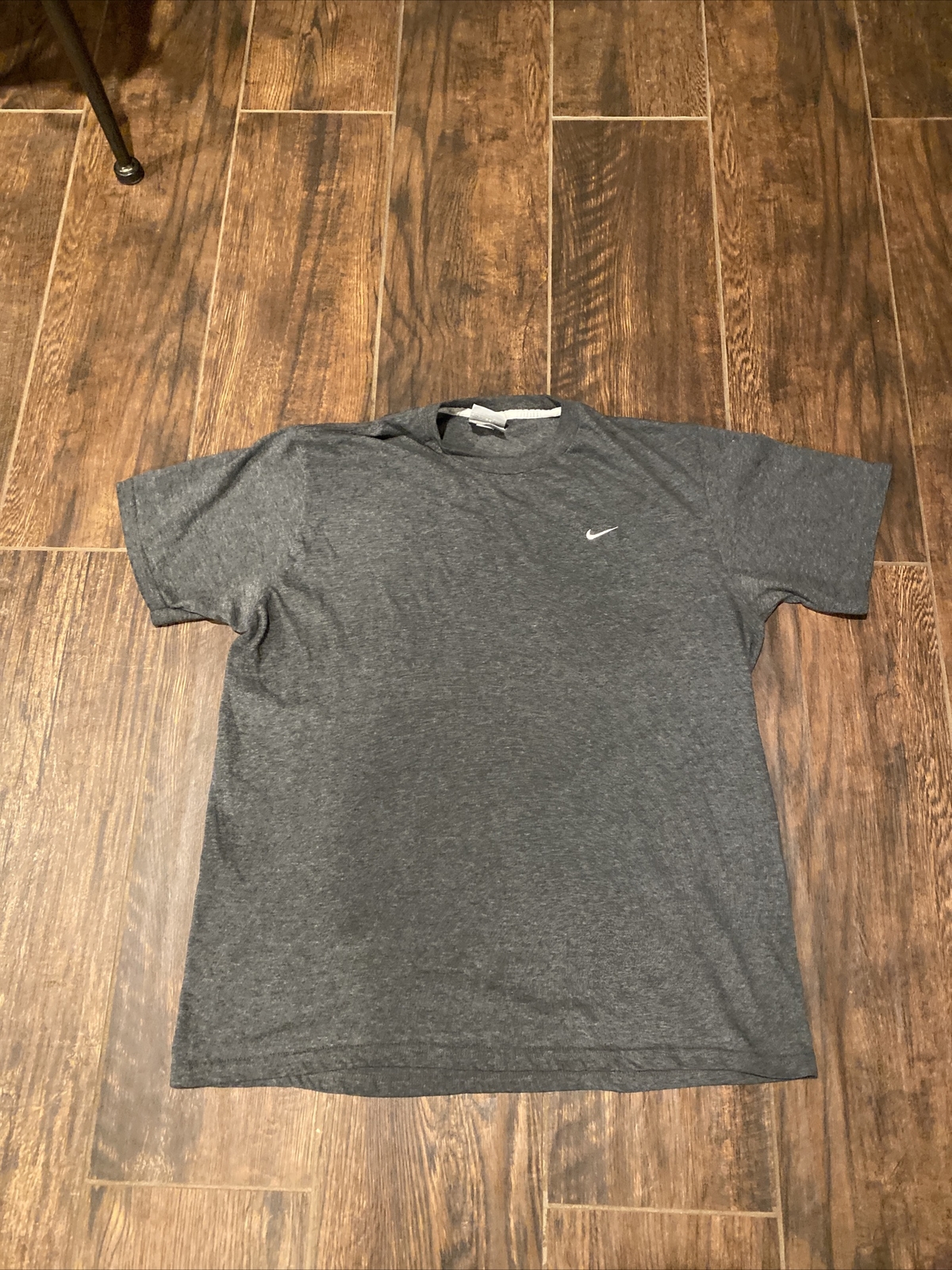 Vintage Nike Ash Gray Check Swoosh Graphic T Shirt Size Large