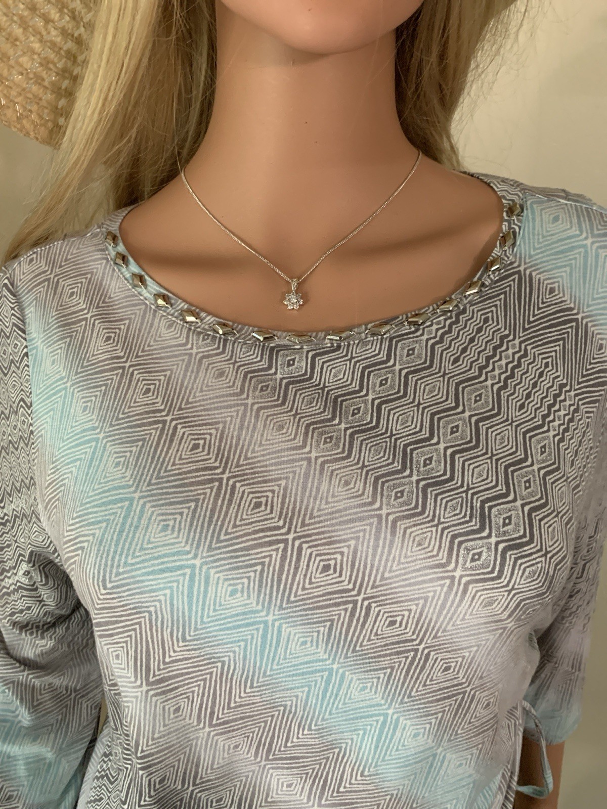Top 3/4 Sleeve Women’s Size P/M Ruby Rd