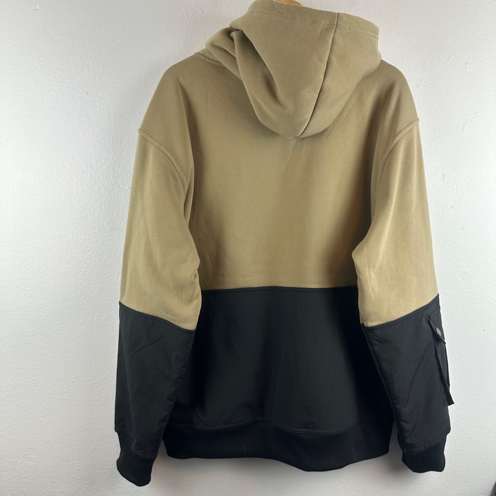 WeSC Men’s XL Tan & Black 90s Mike Utility Hoodie – Color Block Streetwear