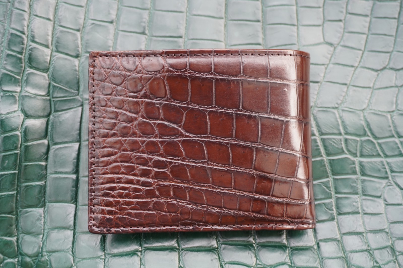 Double Side Genuine Brown Crocodile Belly Leather Skin Men’s Bifold Wallet #Y30