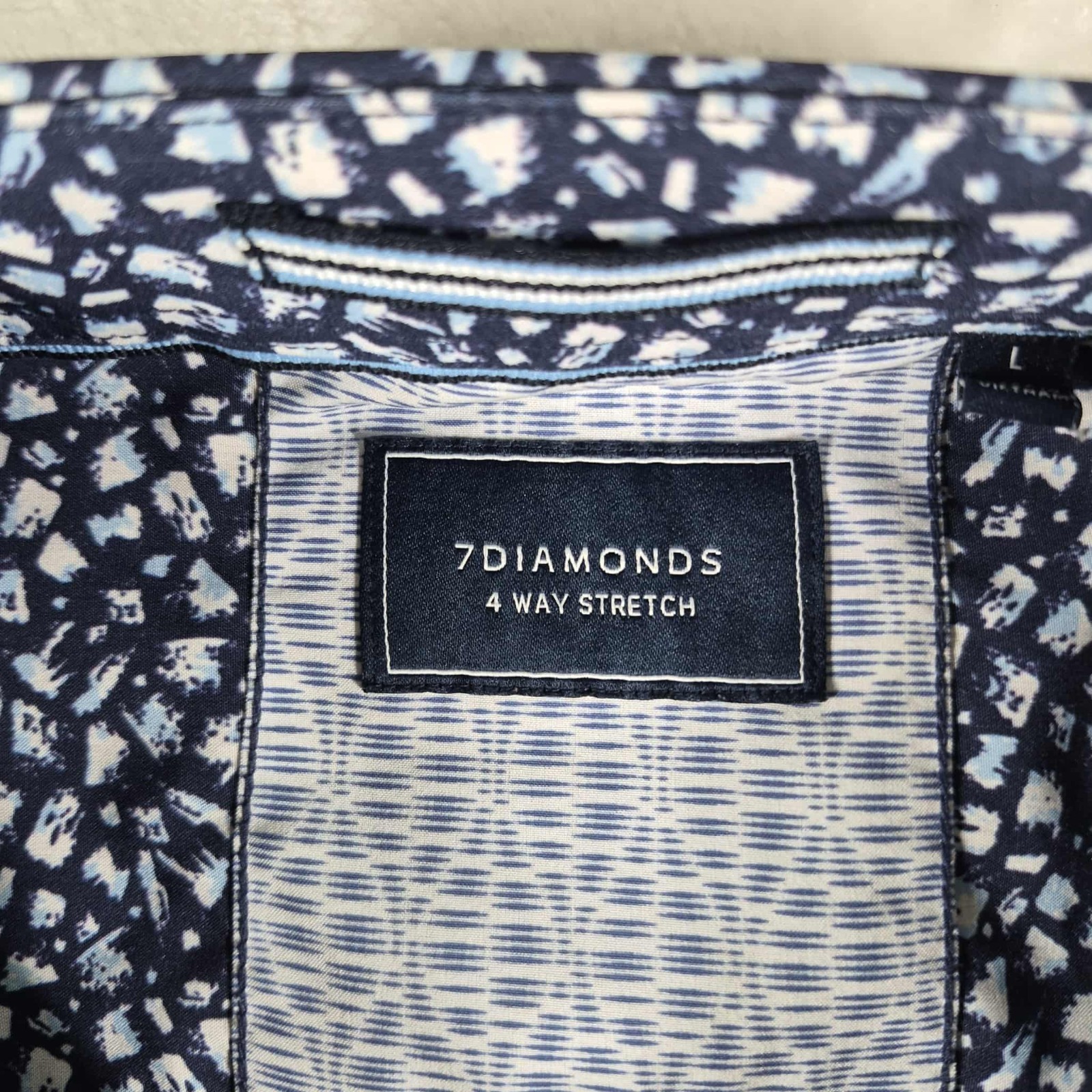 7 Diamonds 4 Way Stretch Shirt Men’s Large Blue Geometric Performance Stretch