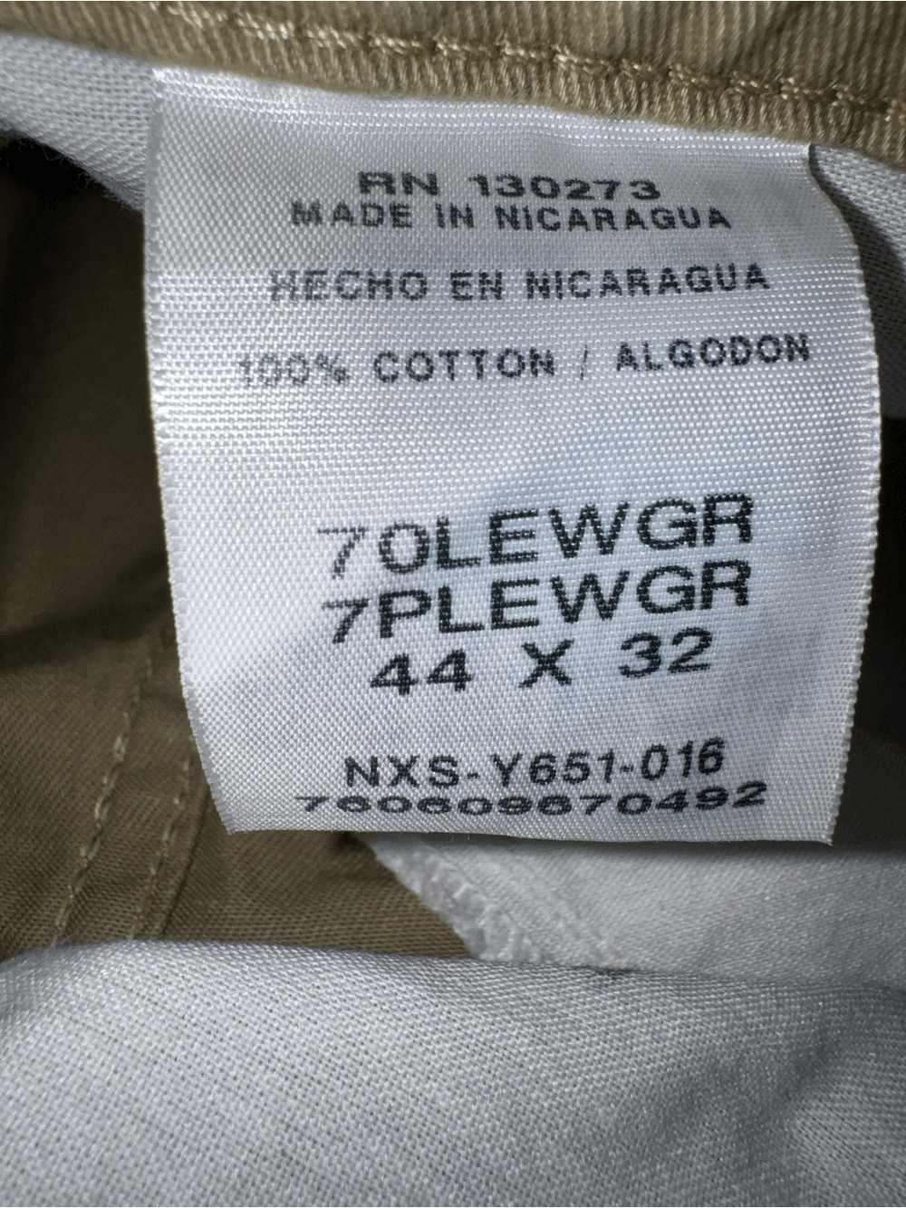 NEW NWT Wrangler Cargo Pants Beige Tan 100% Cotton size 44 x 32 Loose Fit