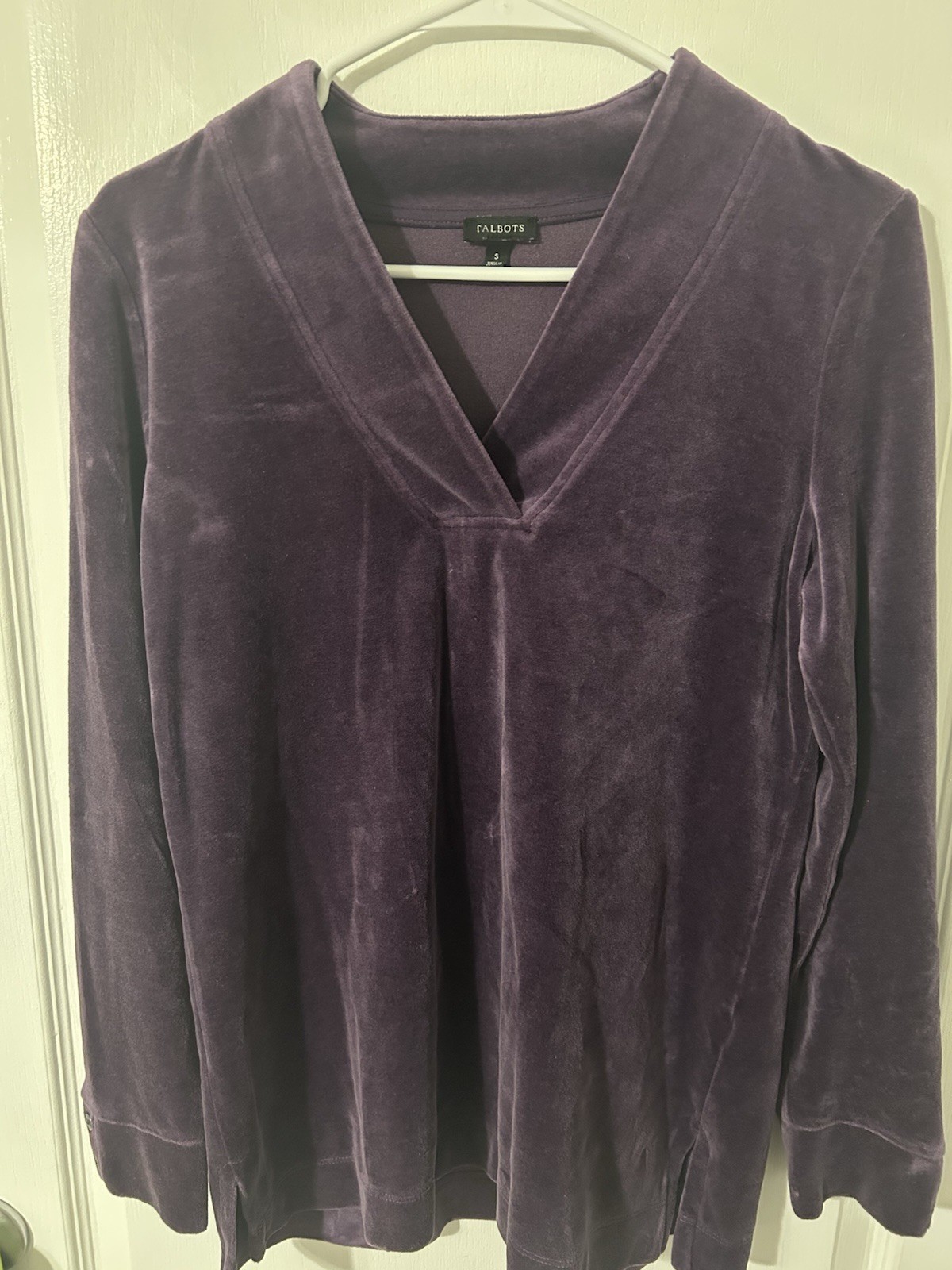 Talbots Purple Velvet V-Neck Long Sleeve Pullover Top, Women’s Size S