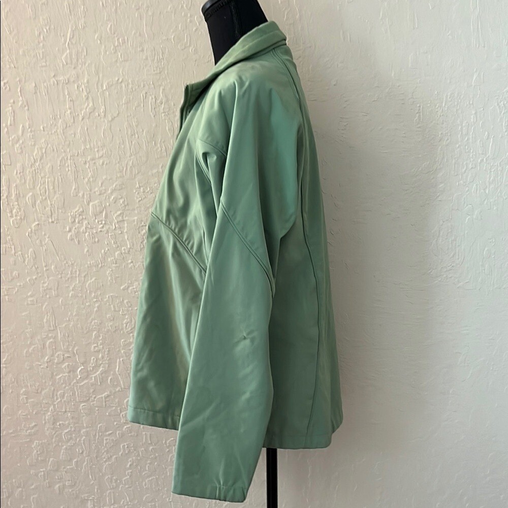 BLACK DIAMOND Women’s Soft Shell Green Water Resistant Jacket