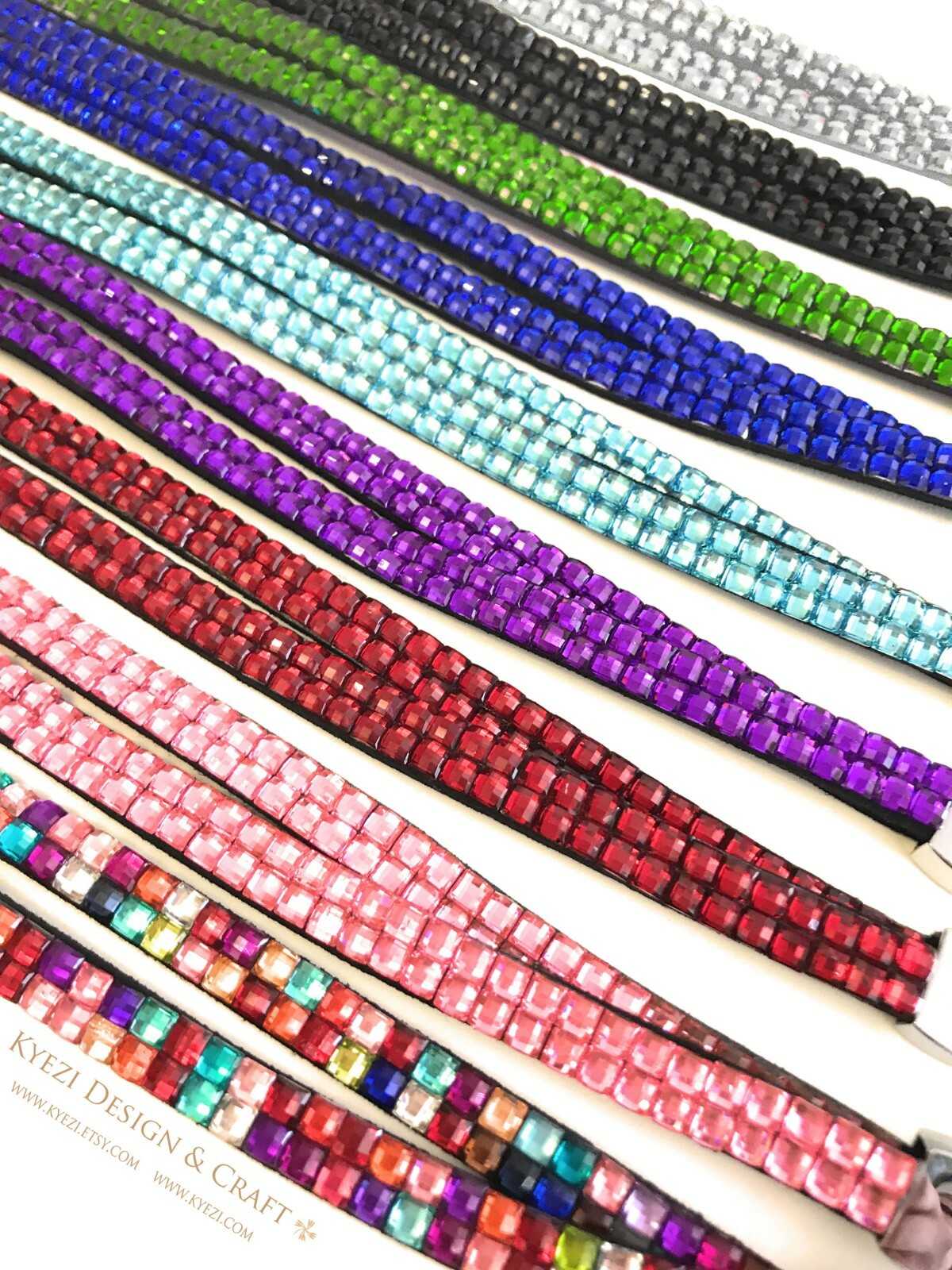Bulk Wholesale 32″ Rhinestone Crystal Luxury Bling Bling Lanyard Cell Phone ID