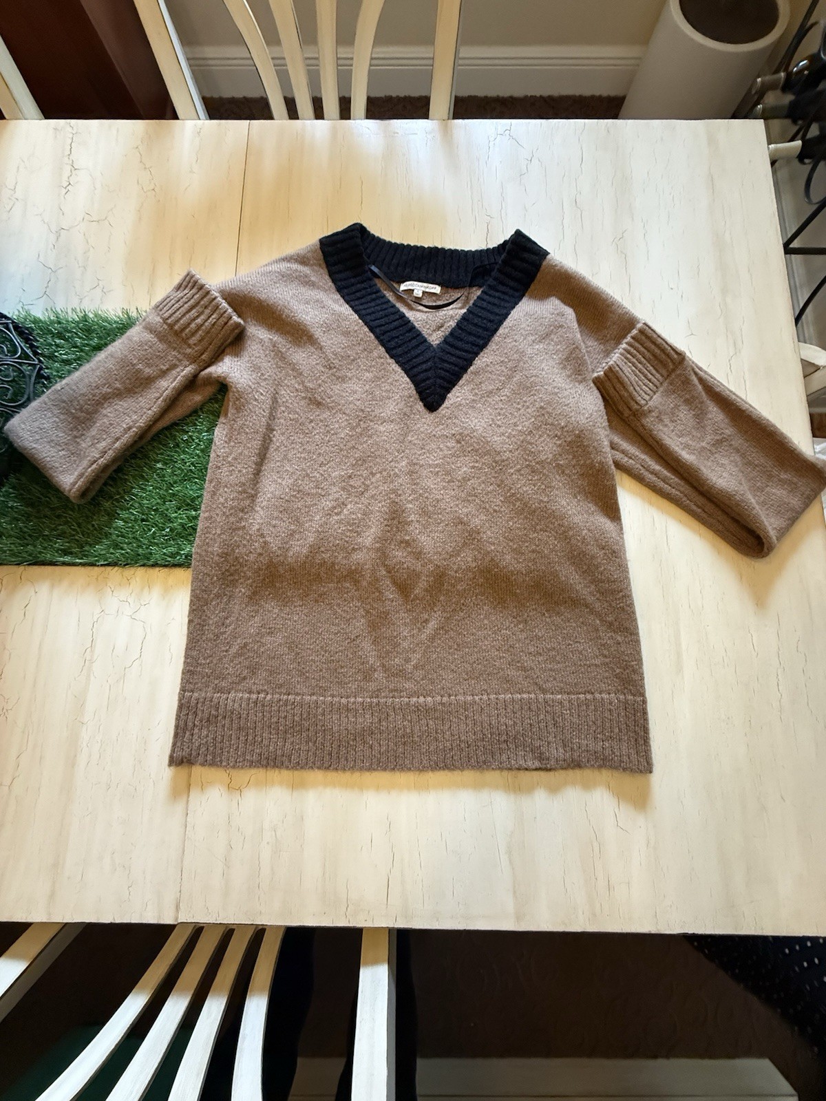 Rebecca Minkoff Women’s L Brown/Black Colorblock V-Neck Knit Pullover Sweater