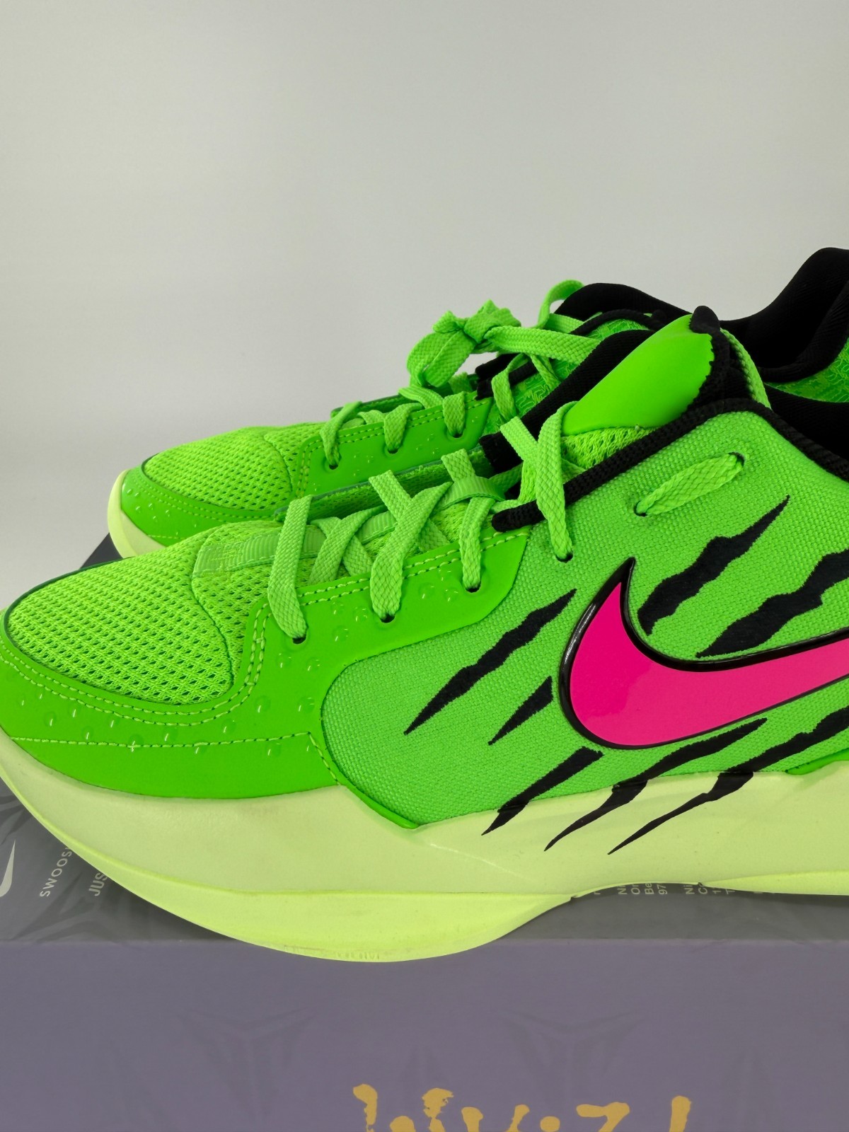 Nike Ja 2 NRG NY Green Strike Hyper Pink Black IB8235 300 Men’s Size 10 New