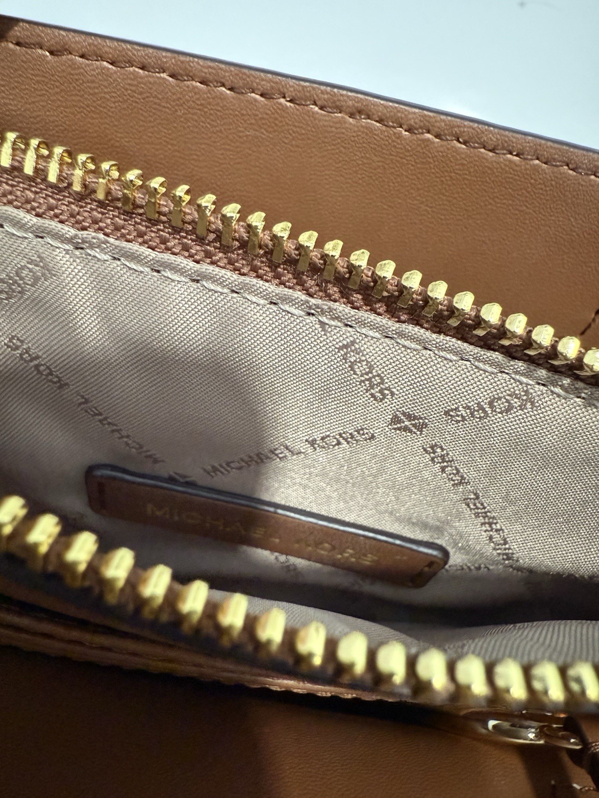 Michael Kors Mercer Small Center Zip Satchel Bag Crossbody Optic