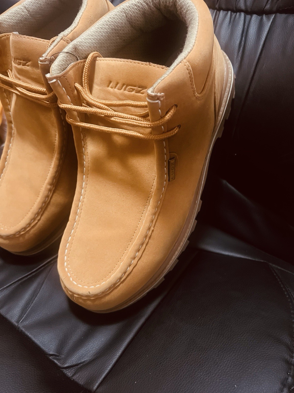 Lugz Tan Suede Men’s Chukka Boots Comfort Lace-Up Rugged Rubber Sole Casual