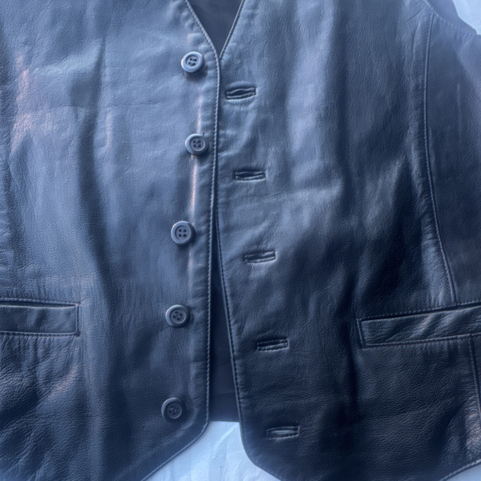 Wilsons Men’s Black Leather Vest L Regular Button Closure Pockets Solid