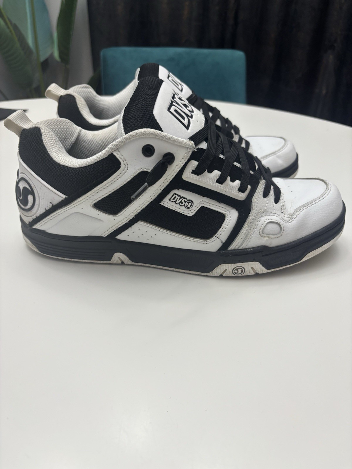DVS Comanche Mens White Skate Shoe Size US 11.5