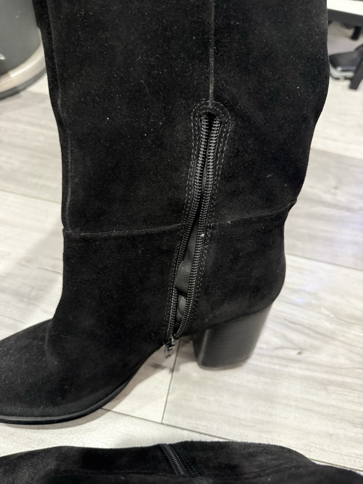 Steve Madden Black Suede Boots Lowheel Size 9 Like New