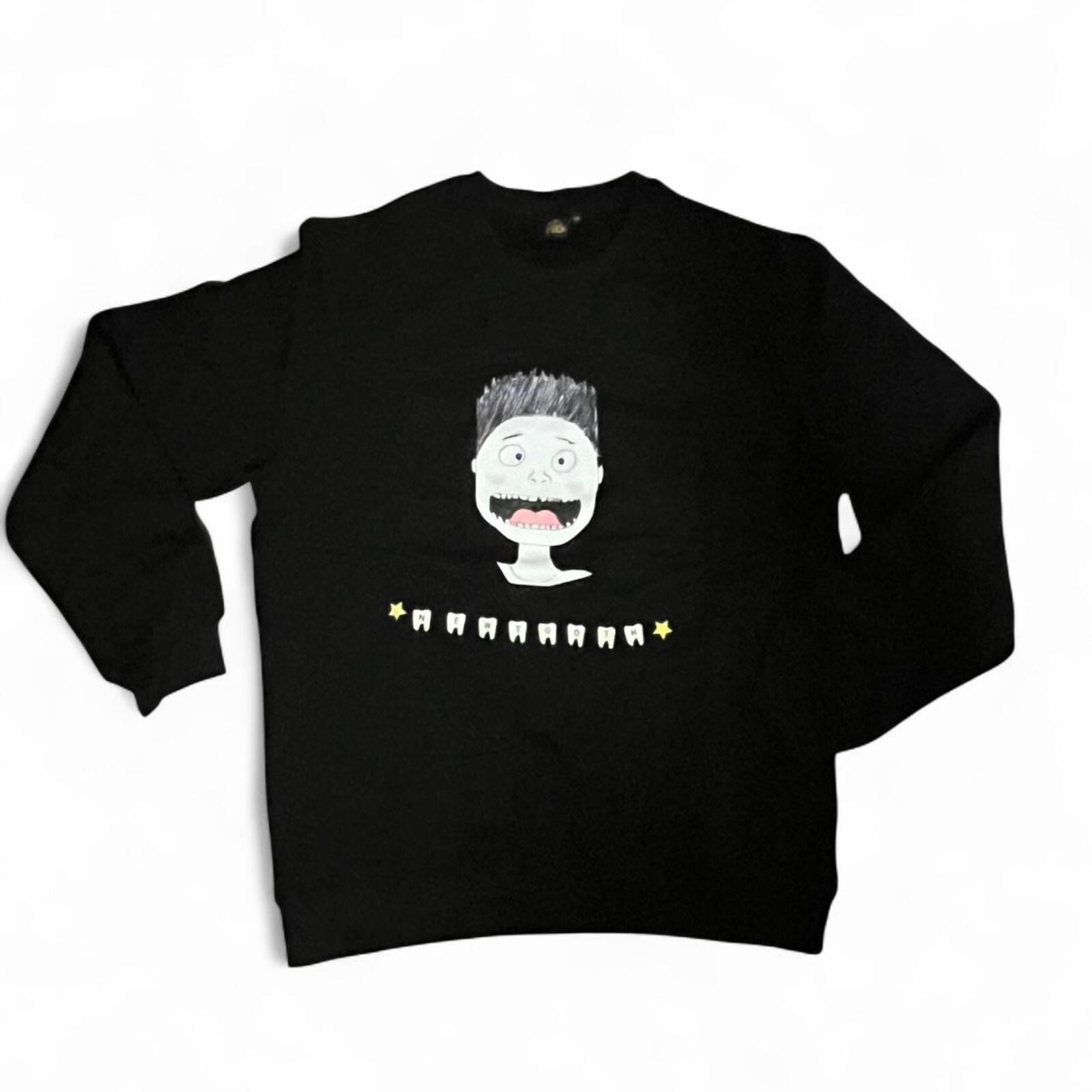 Black crewneck K pop sweatshirt with a unique design #streetwear