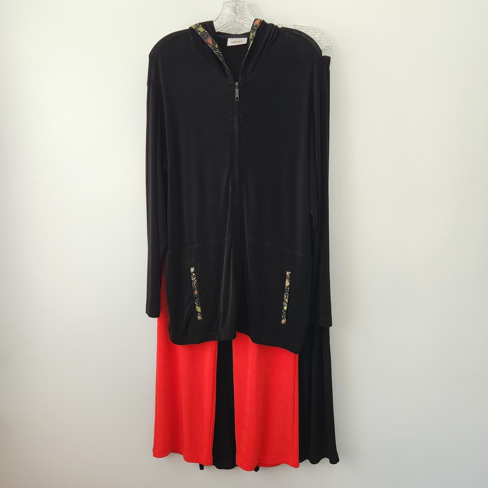 Chico’s Travelers Cardigan Pants 3 Piece Set 3 Black Red Slinky Knit Minimalist