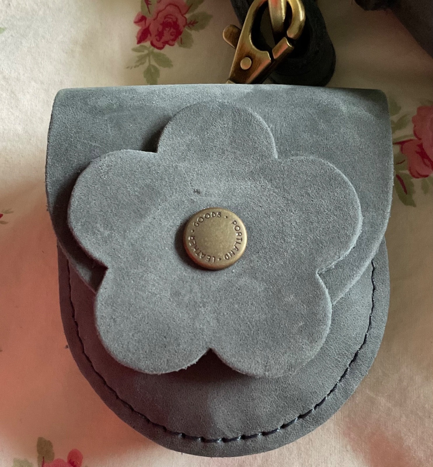 Portland Leather Suede Shoulder Bag/Petunia Pouch, Storm Gray, Classic Size