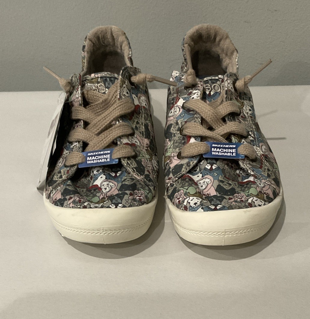 BOBS 179082 Skechers Beach Bingo Womens Sz 8 Dog Print Mem. Foam Vegan Sneakers