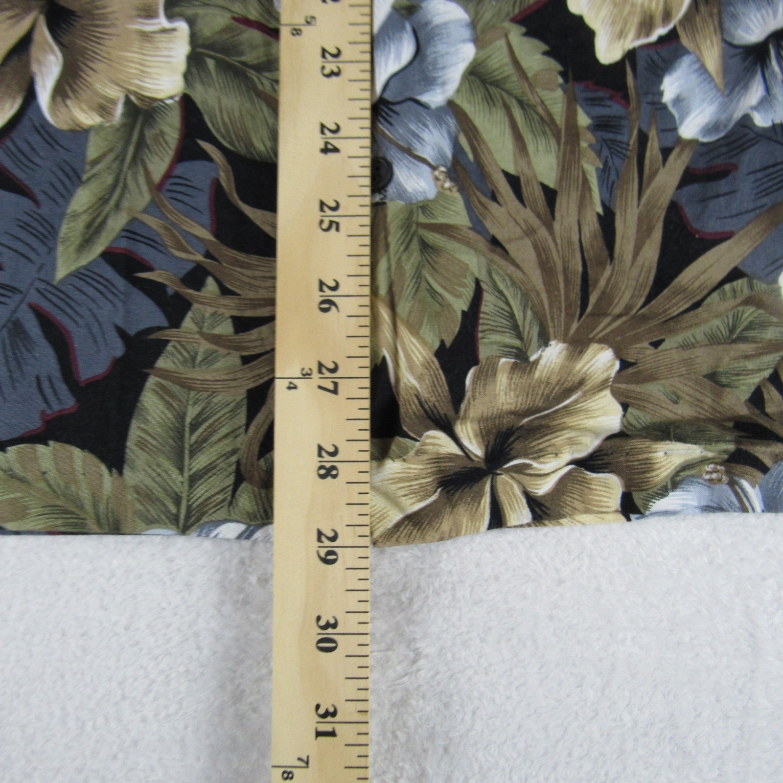 David Taylor Hawaiian Shirt Men’s Medium Black Tropical Floral Camp S/S