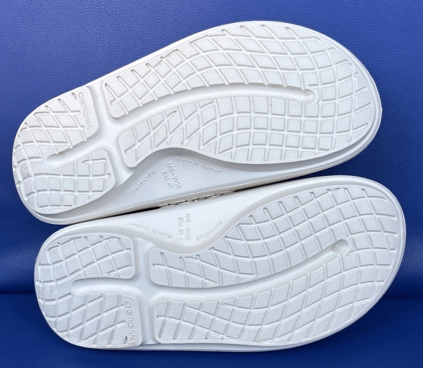 Oofos OOahh+ PLUS Sport Slide Sandals M 8 W10 Chalk White Recovery Slip On