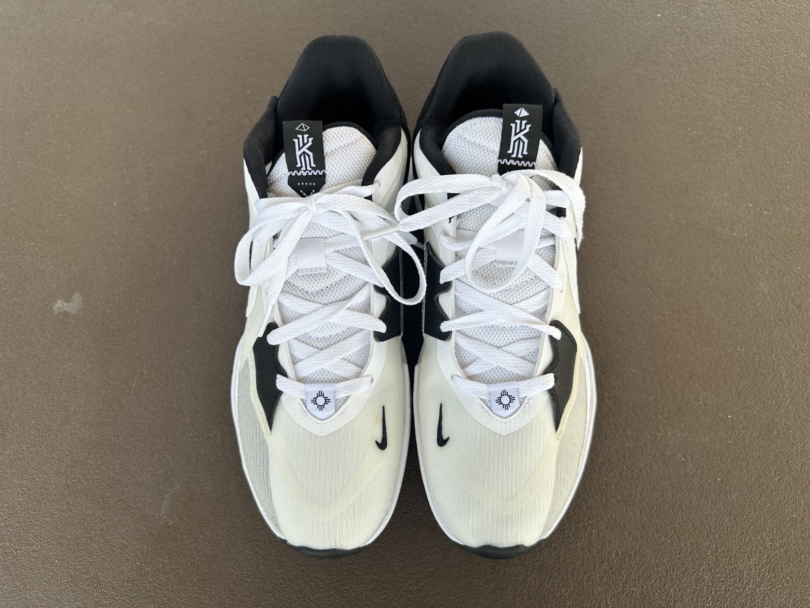 Size 10 – Nike Kyrie 5 TB Low White Black
