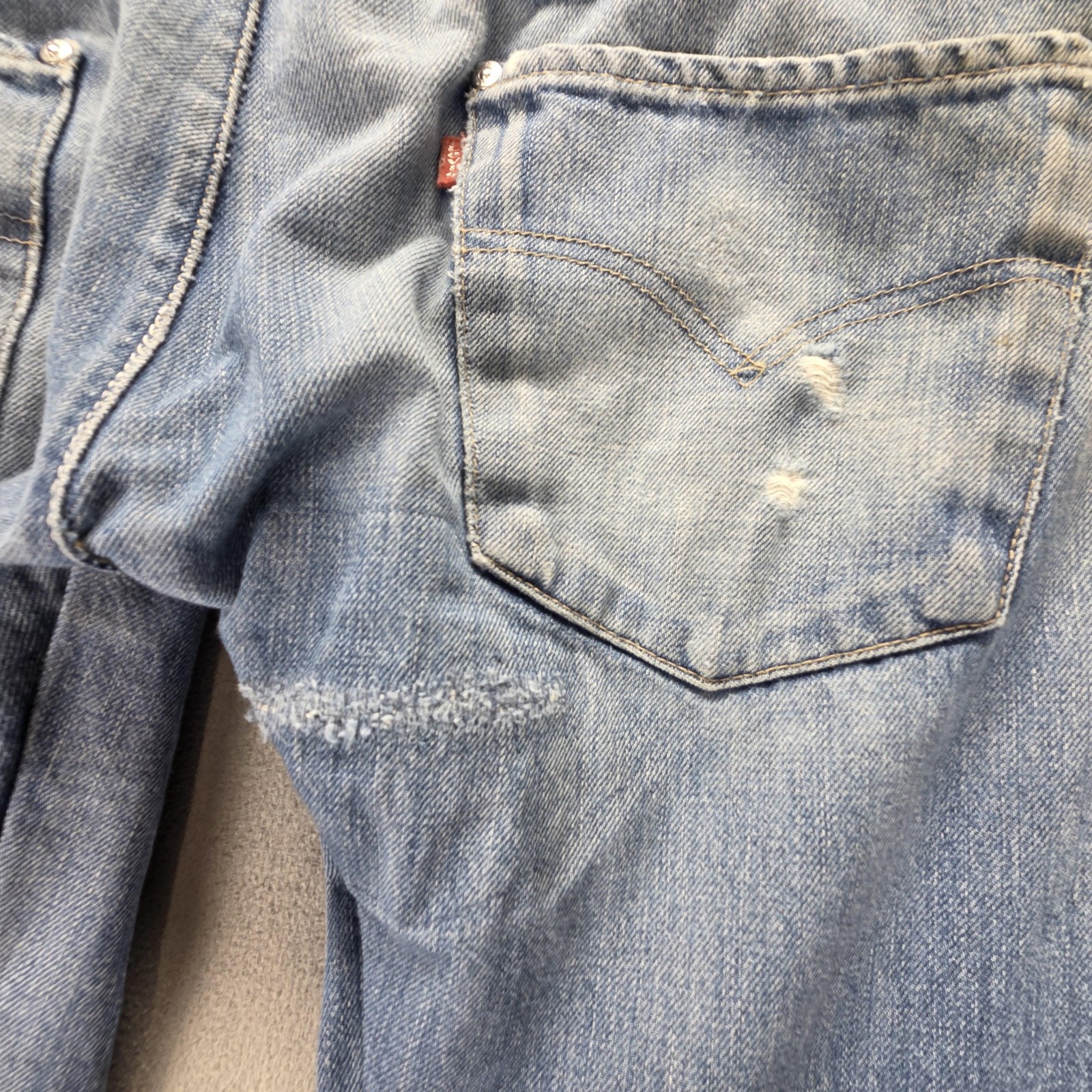 Vintage Levis Engineered Jeans Mens 32×32 Blue Twisted Medium Wash Button Fly