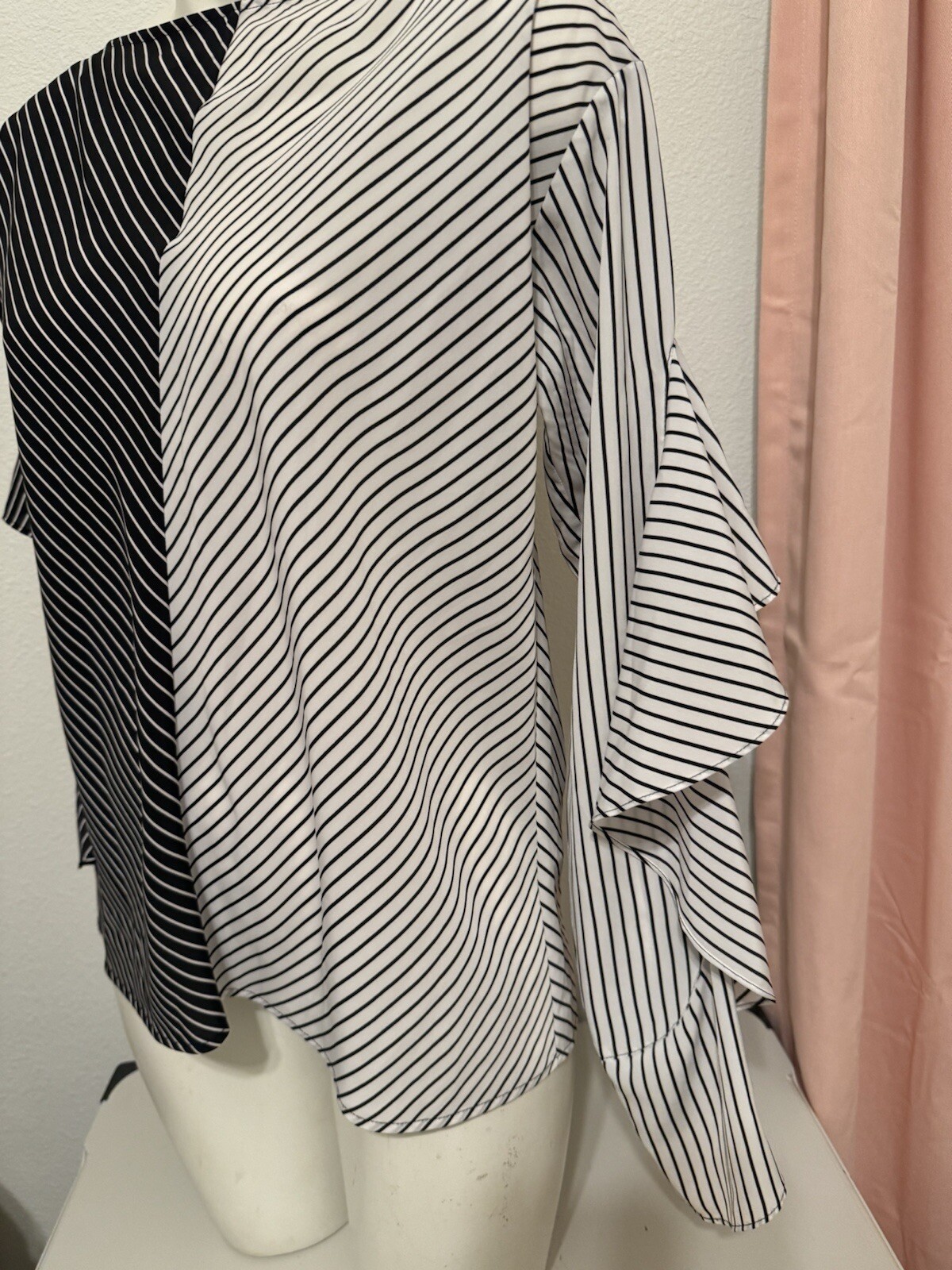 New Robert Rodriguez Womens Boat Neck Op Art Striped Blouse Black White 4 6