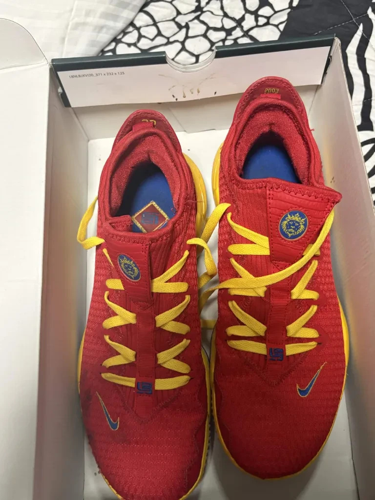 Nike LeBron 16 Low ‘SuperBron’ Men’s Size 10 (CK2168-600)