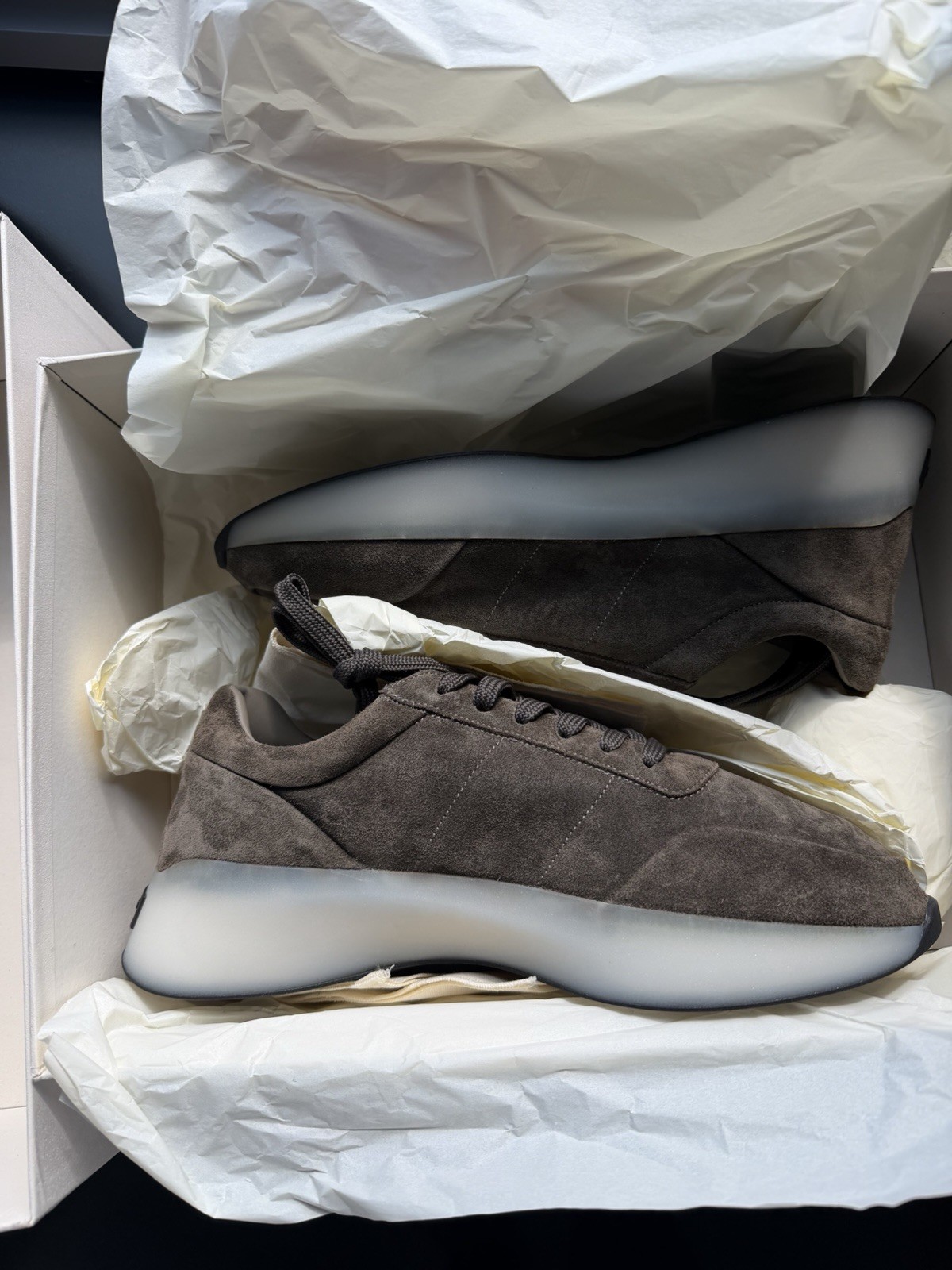 Fear Of God Willow Suede Vintage Runner Sneaker Size 43 EU US 10