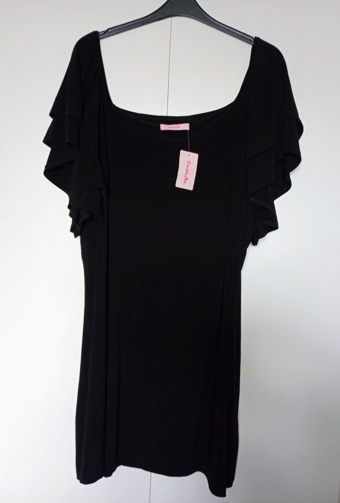 Simply Be. Black Flutter Sleeve Top. Size 32. New With Tag. Plus Size Clothing.