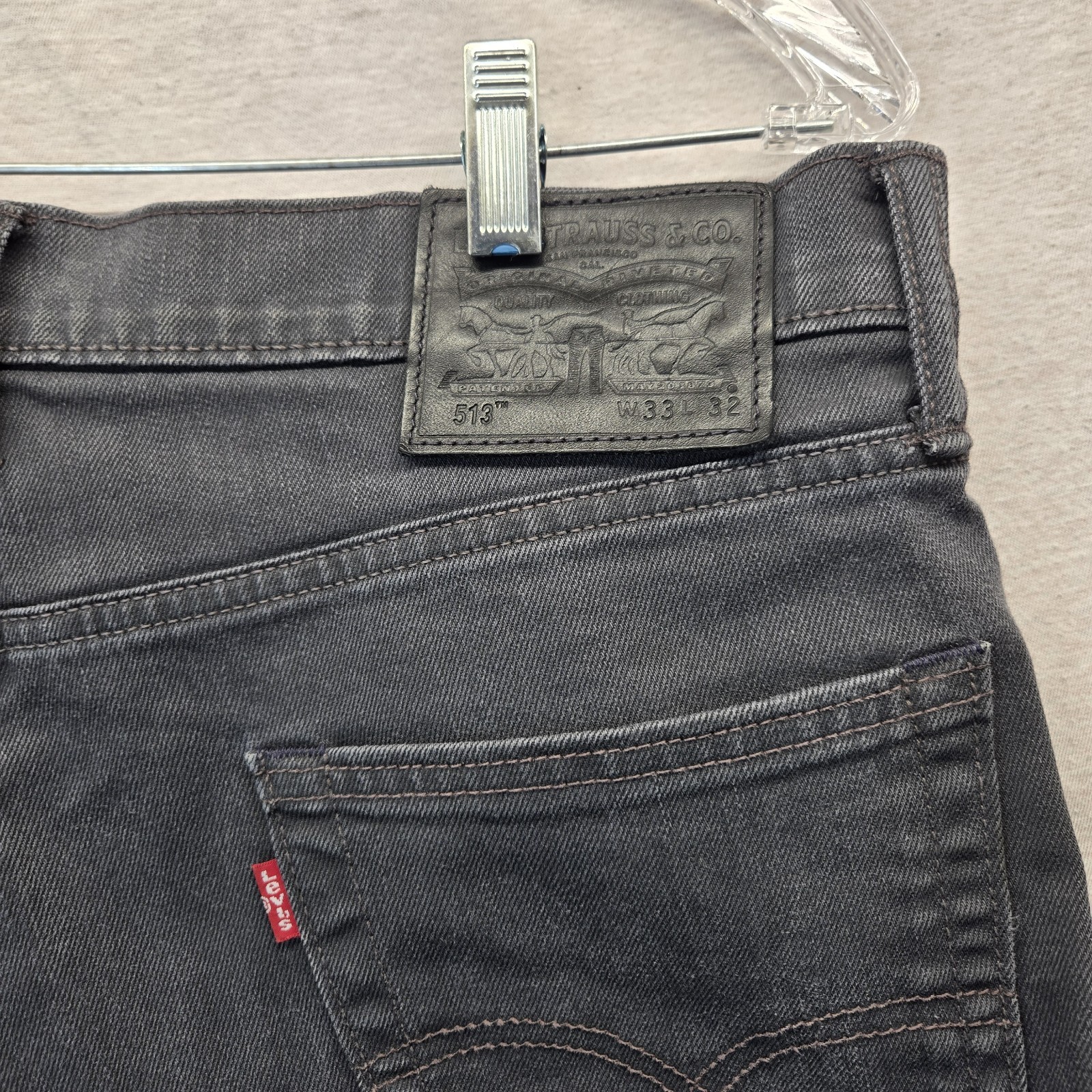 Levi’s 513 33×32 Slim Fit Straight Leg Black Denim Jeans Men’s 5-Pocket Design