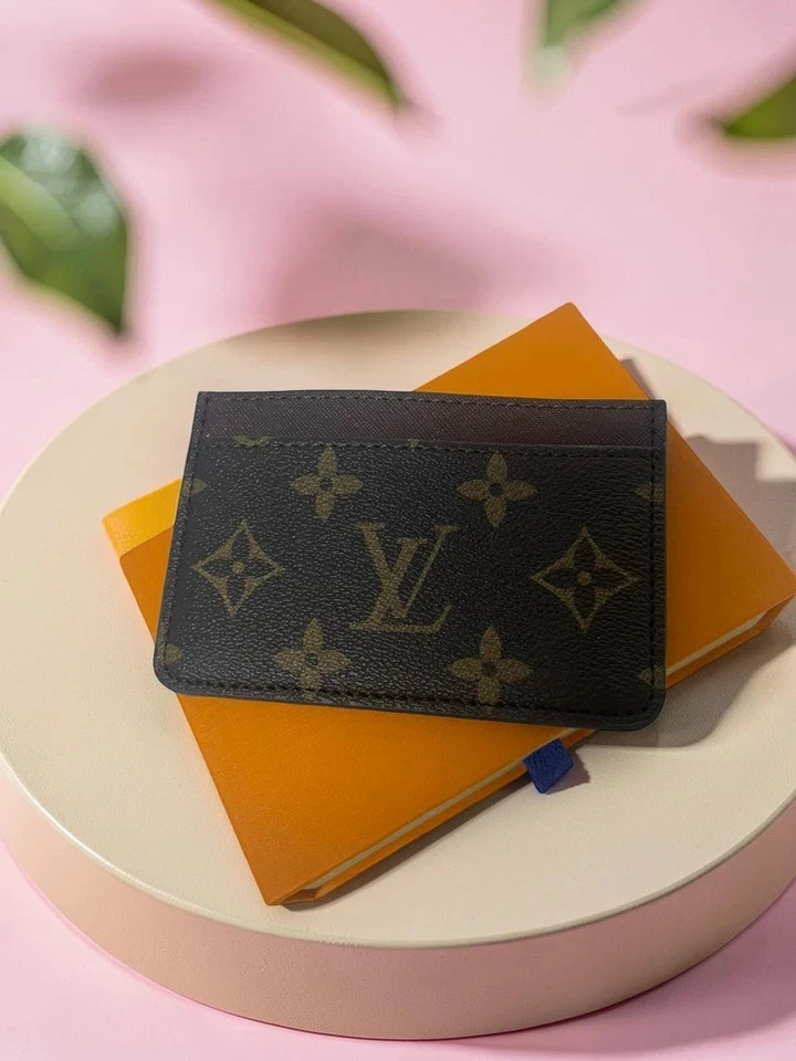 Louis Vuitton Brown card holder Monogram Two Tone USED,.