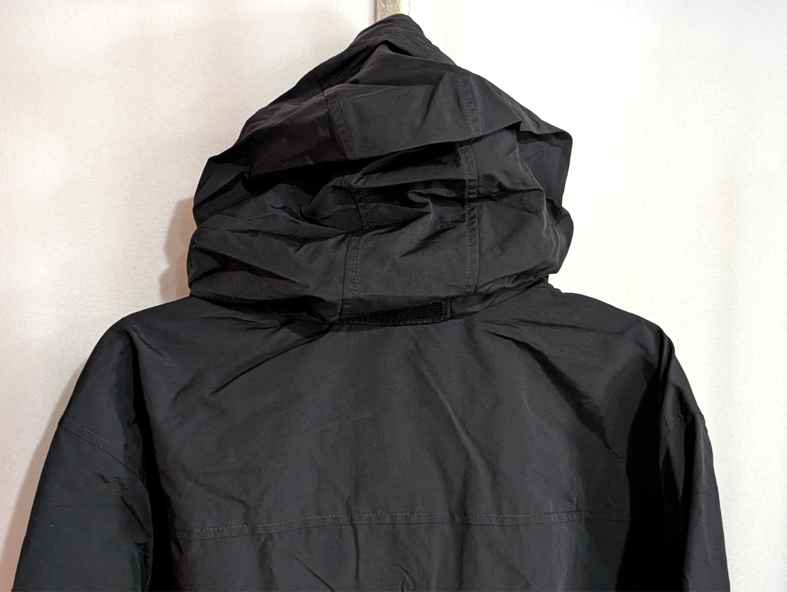 Tommy Hilfiger Men’ Lightweight Waterproof Regatta Bomber Jacket (78J8336) M/XXL