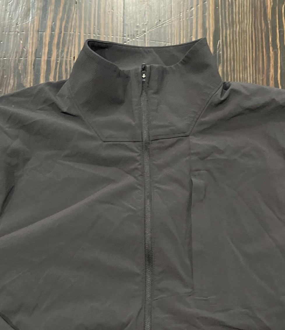 Lululemon Full Zip Lightweight Jacket Men’s Small Black Polyester Elastane