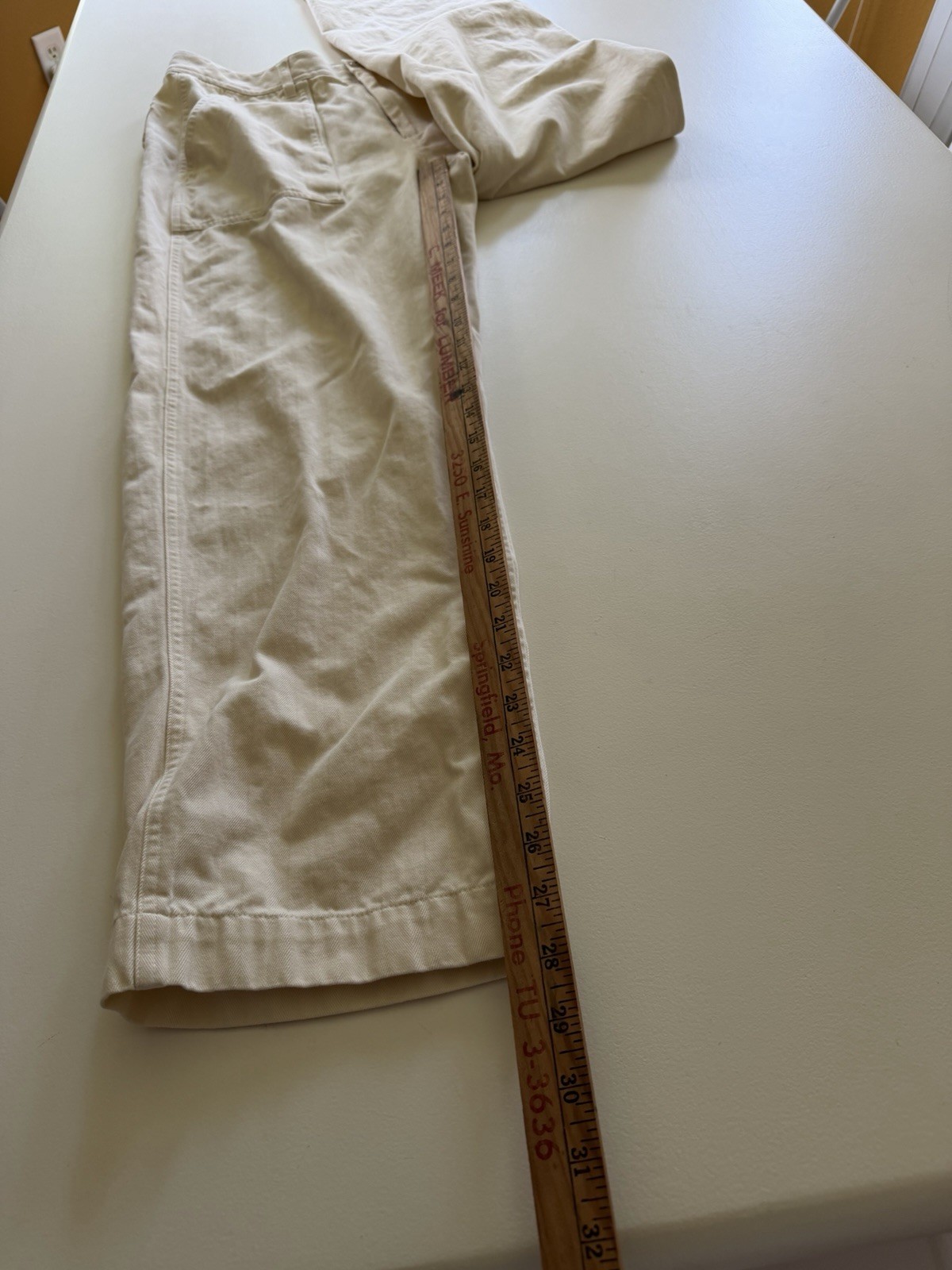 Todd Snyder Cream Cargo Pants Sz 30/30. Box33