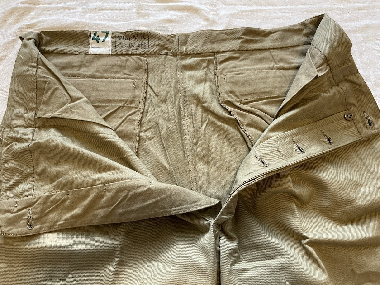 Genuine Vintage FRENCH MILITARY Cotton Twill M1952 KHAKI Shorts FR 47 US size 38