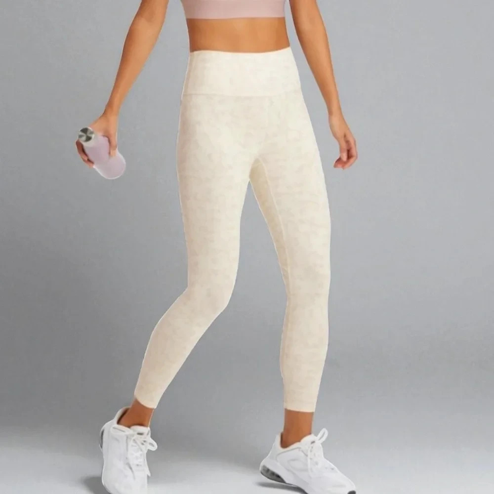 Fabletics Women’s Define PowerHold High Waisted 7/8 Legging White M