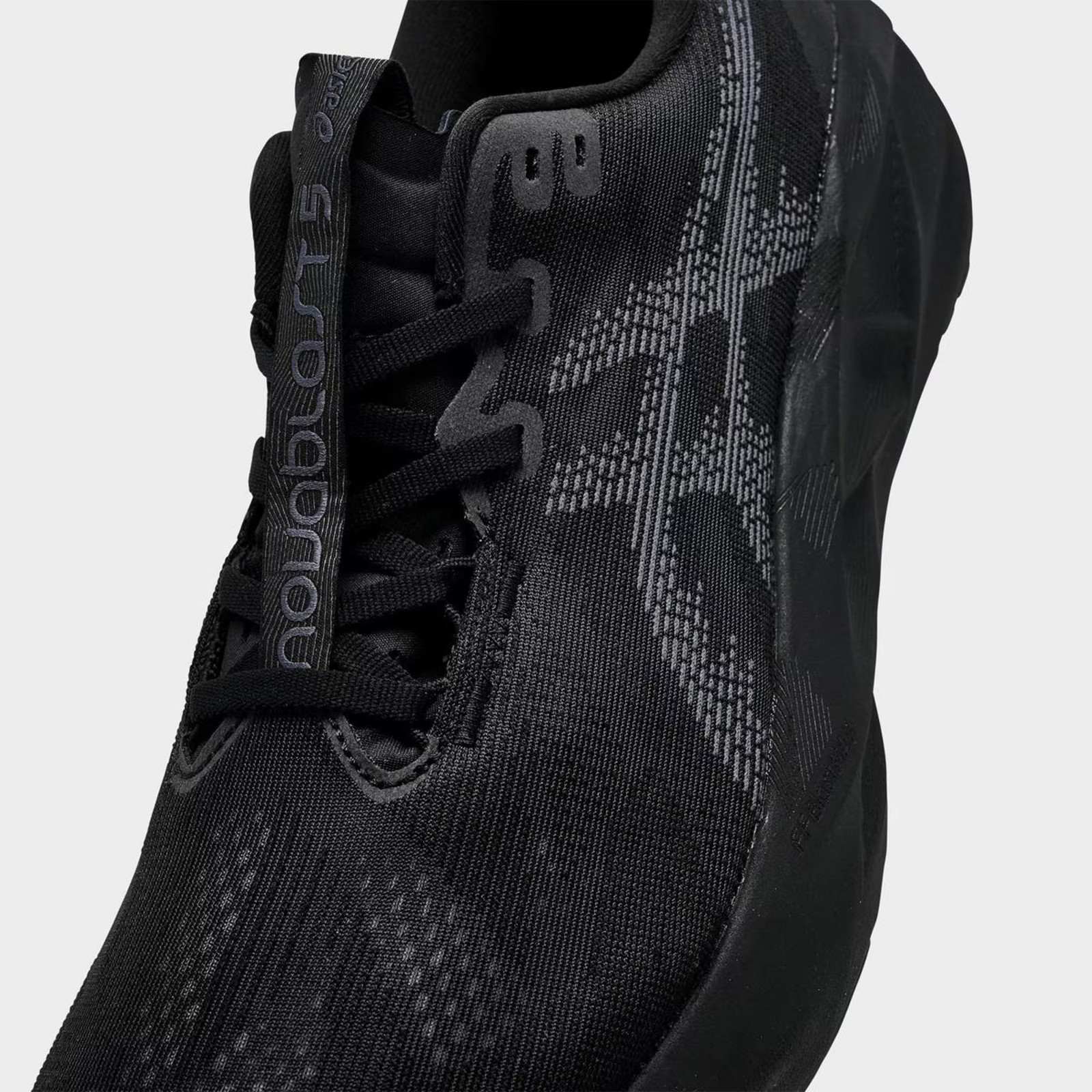 Men’s Asics NOVABLAST 5 Running Shoes Black/Carrier Grey 1011B974 002