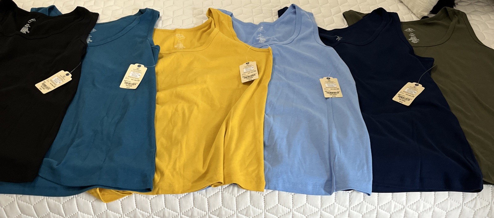 NWT St Johns Bay Women’s Tank Top XXL. You Choose Color