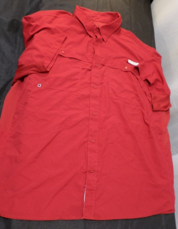 EUC DESIGNER REALTREE FISHING RED BUTTON SHORT SLEEVE SHIRT 3X-LARGE