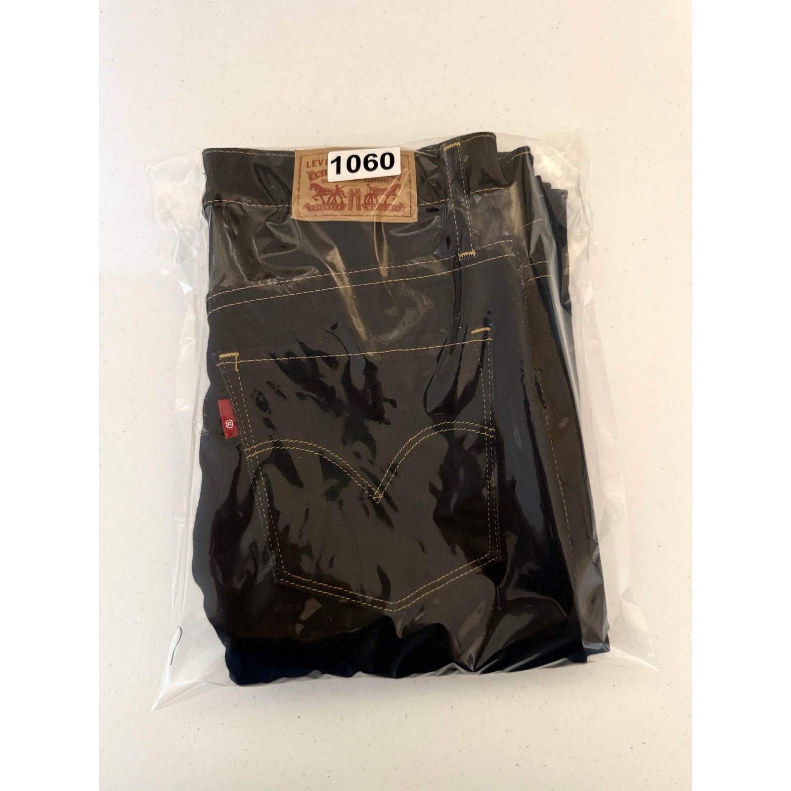 Levi’s 314 Shaping Straight Jeans Womens 26 Dark Wash Excellent Straight Leg
