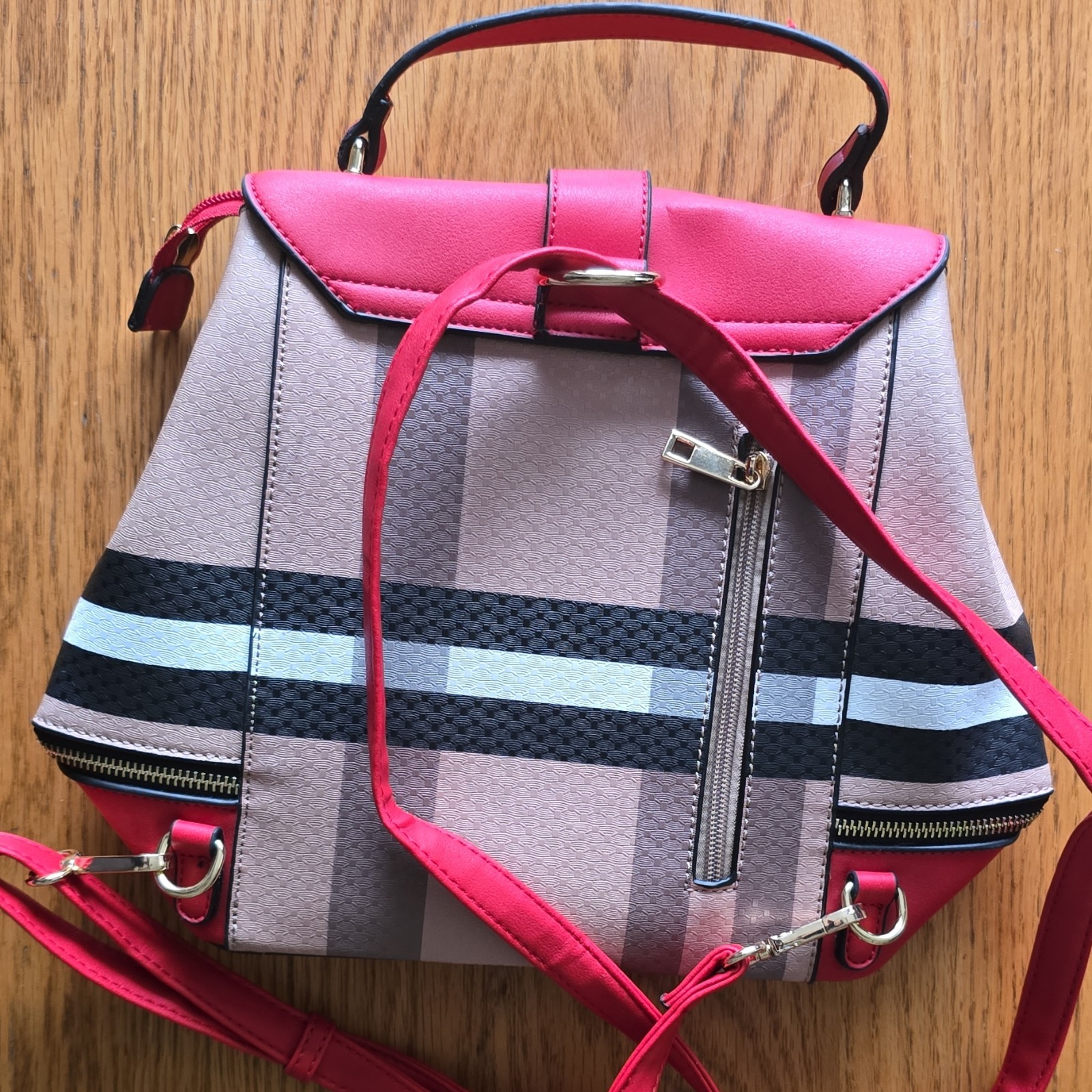 Women’s Pink Gray Black Check Backpack Purse Zip Push Lock w/ Pouch Silver