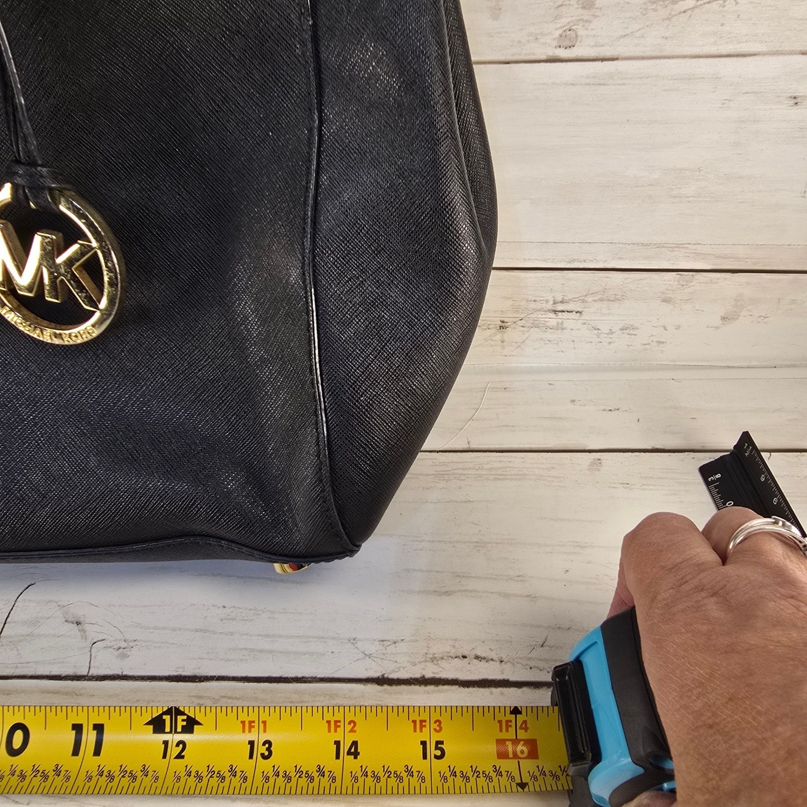 Michael Kors Savannah Satchel Black Saffiano Leather Gold Hardware Tote Bag