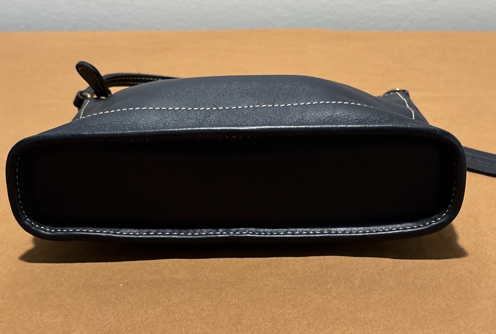 Authentic Coach B0P-9311 Black Leather Vintage Bleecker Demi Zip Shoulder Bag