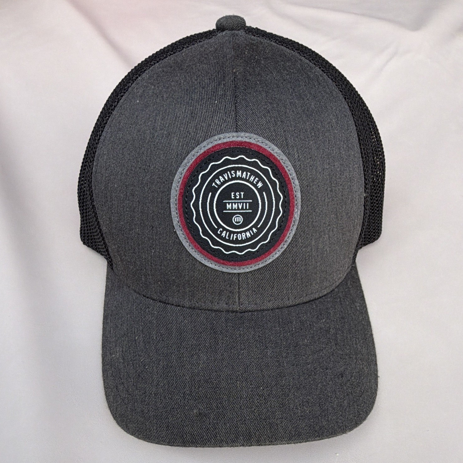 TravisMathew Flexfit 110 Mesh Back Trucker Hat Adjustable Stretch Gray/Black