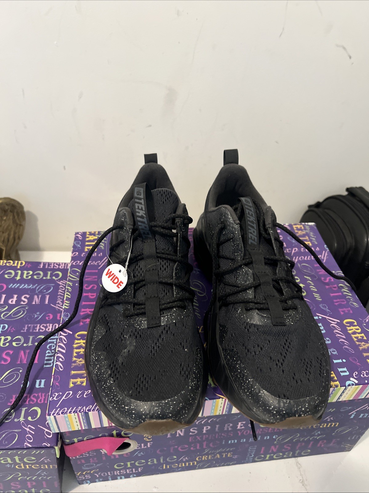 New Balance Tektrel Trail – Black / Phantom / Magnet Men’s US Sz 9.5 2E MTTTRCK1