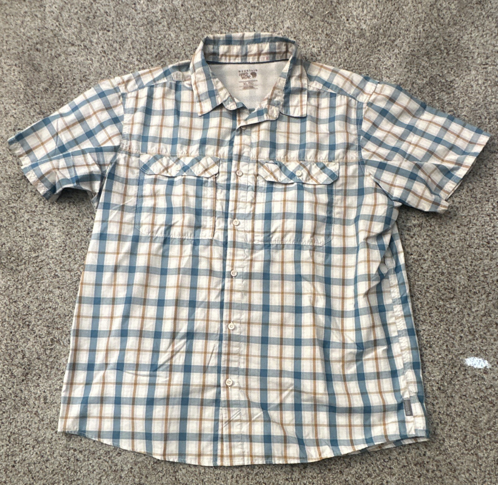 Mountain Hardware Mens XL Blue Tan Plaid Short Sleeve Button-Up